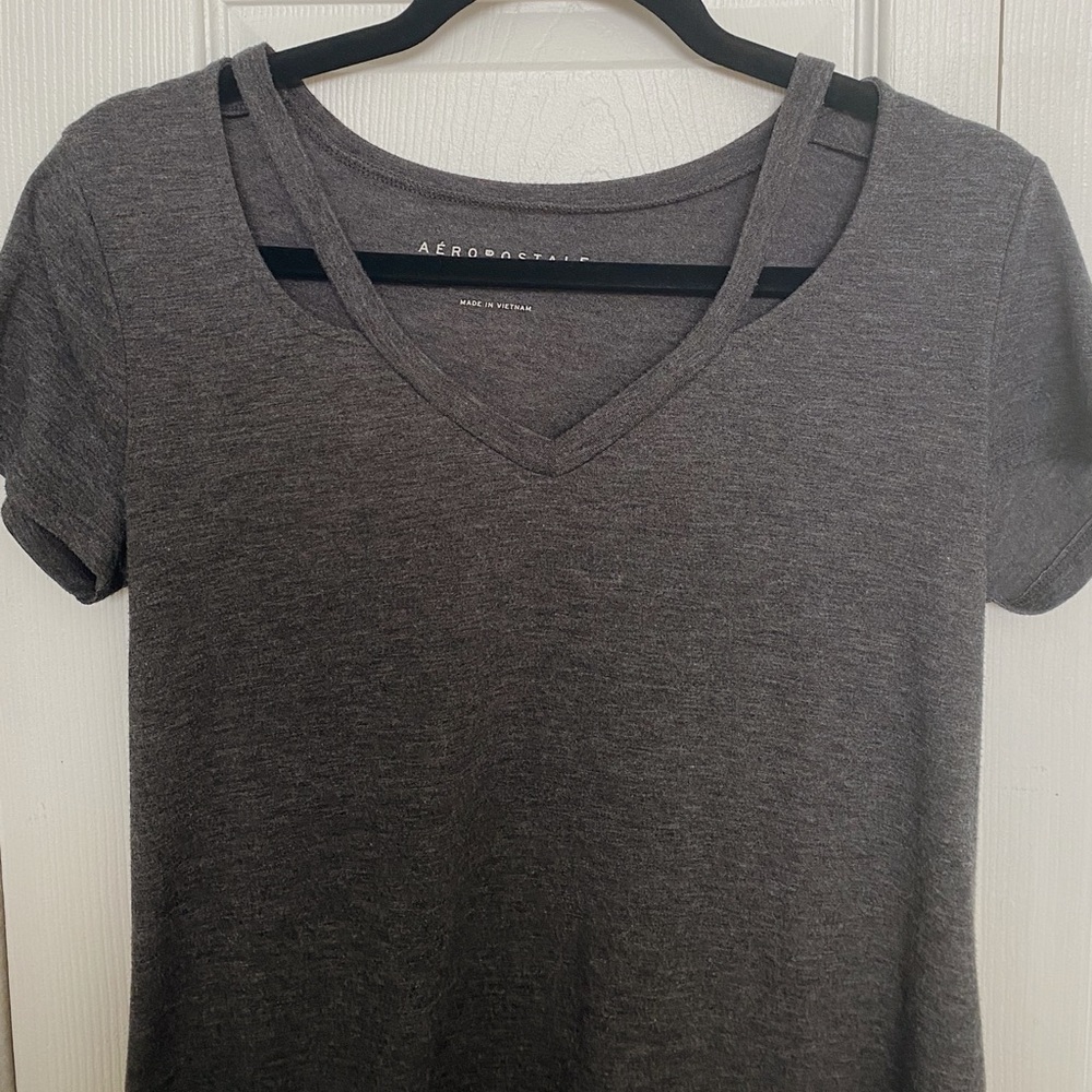 aeropostale grey tee shirt